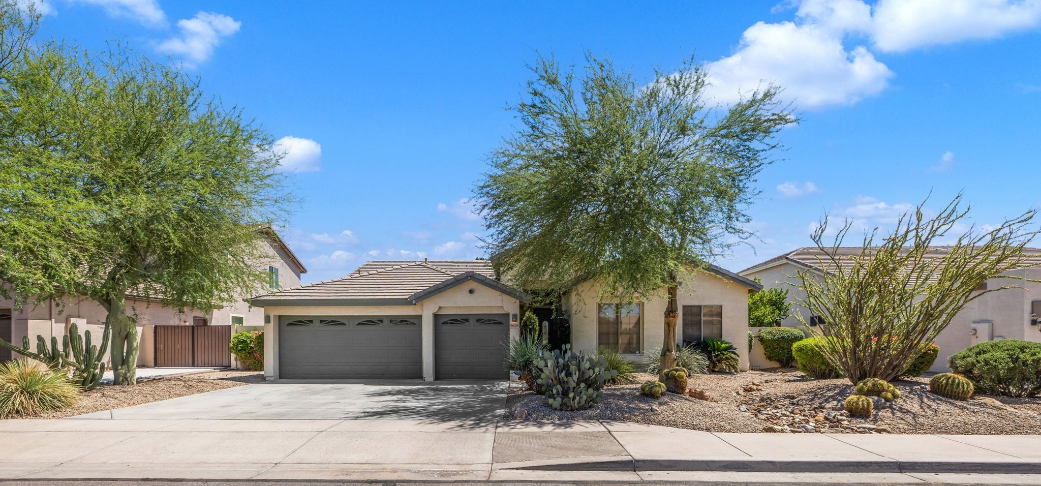 Mesa House: 9639 E Lobo Ave