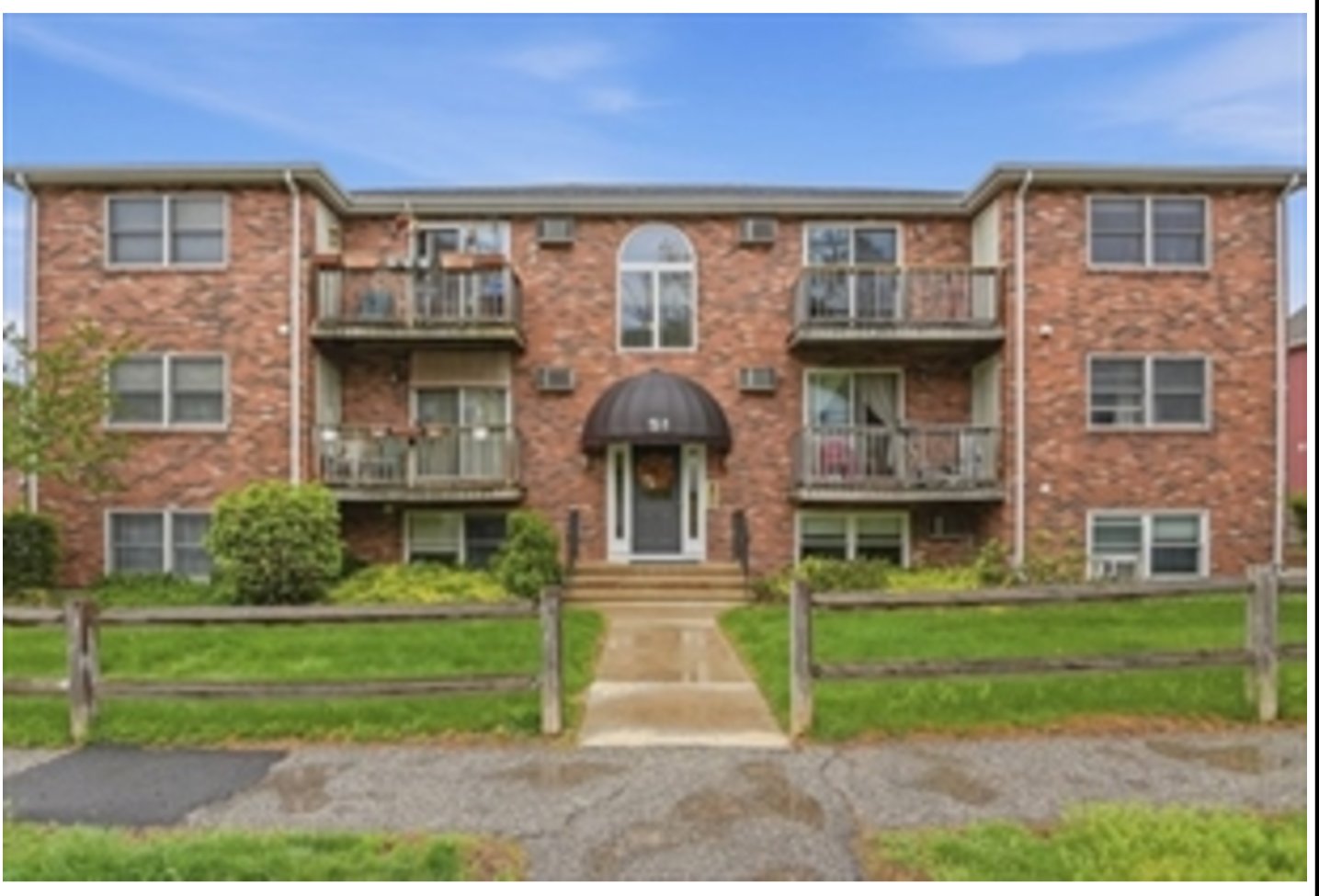 Worcester Condo: 51 Alvarado Ave