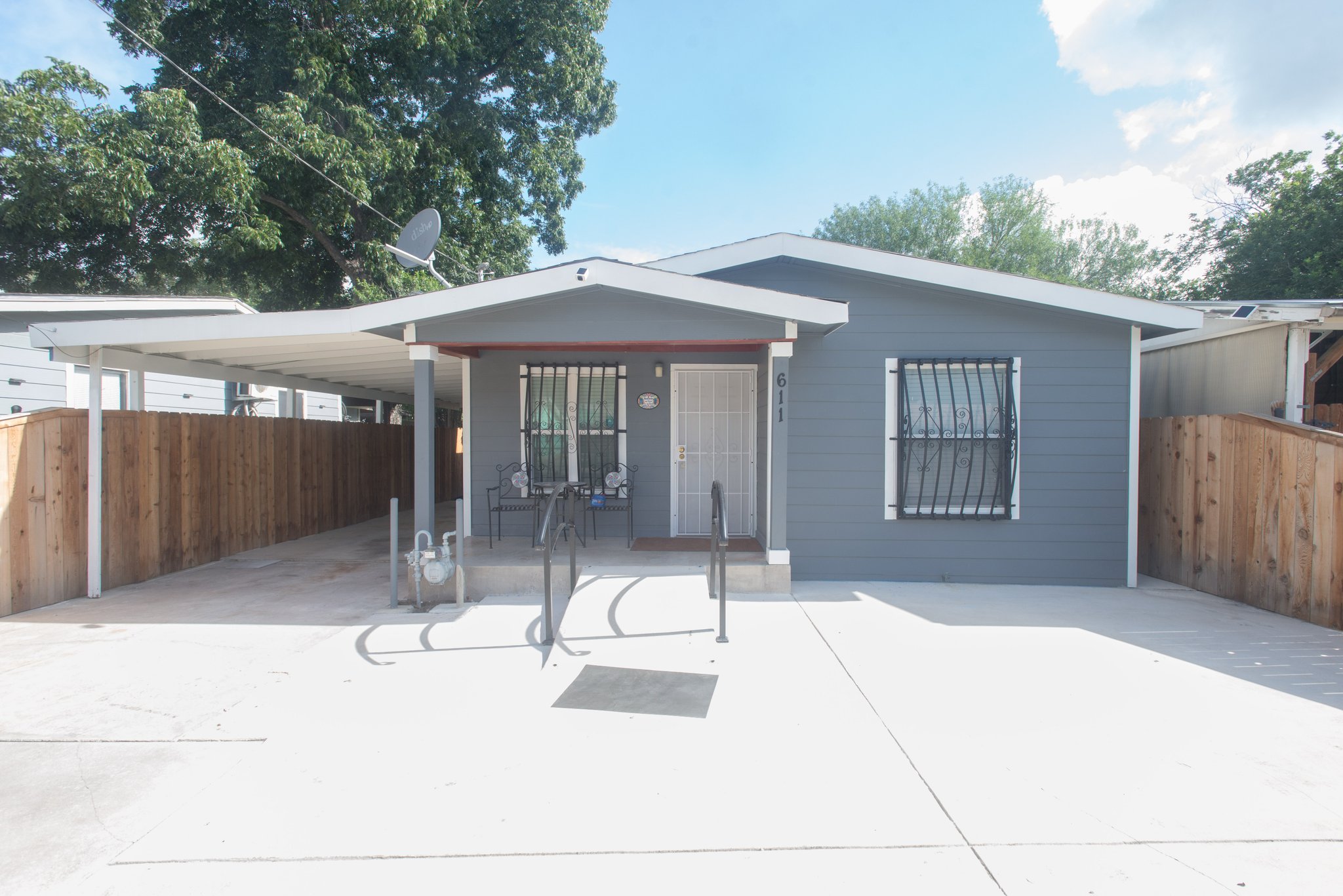San Antonio House: 611 Bruinswick
