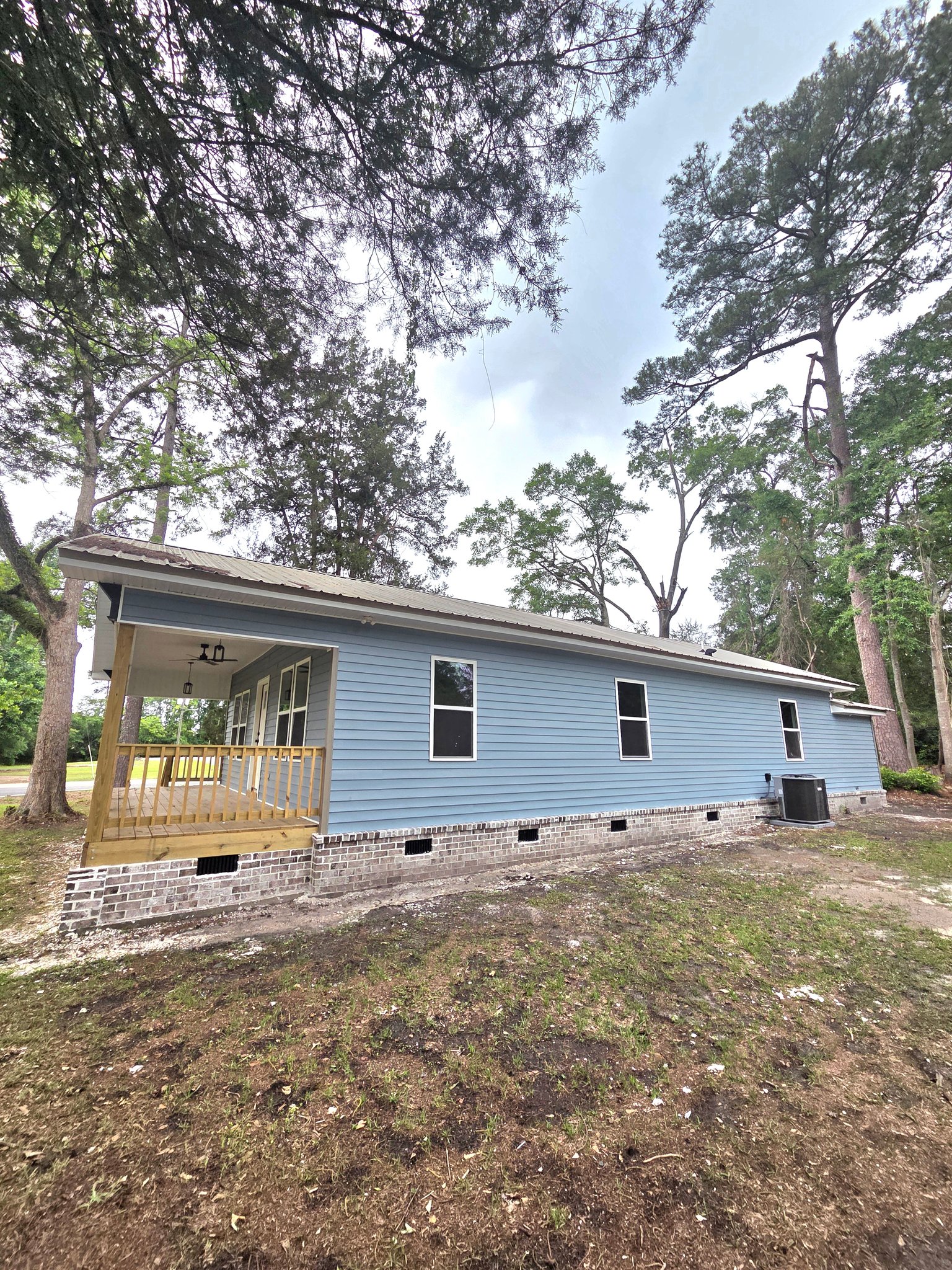 Thomasville House: 400 Wolfe St