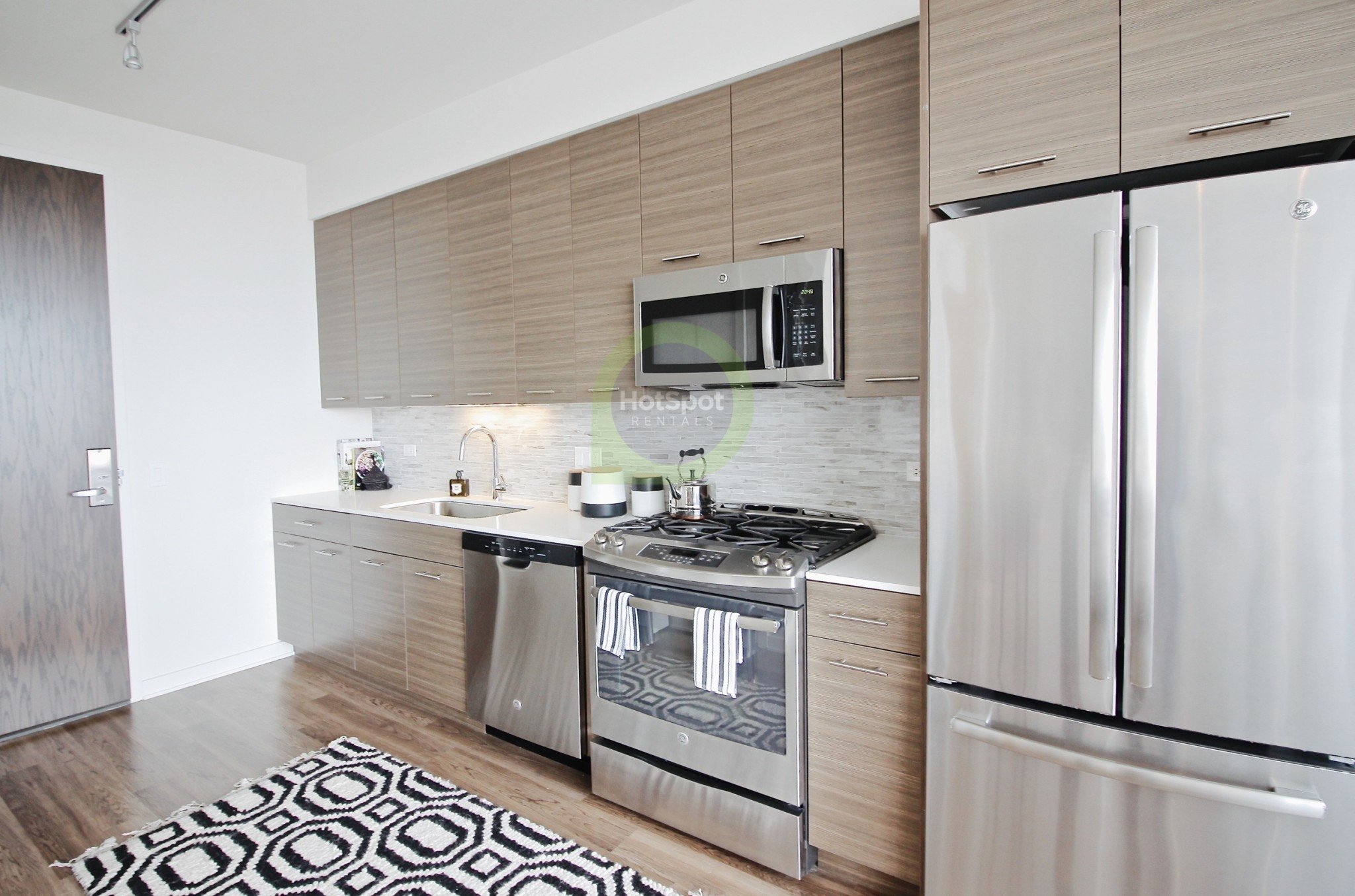 Chicago Condo: 324 W Chestnut St