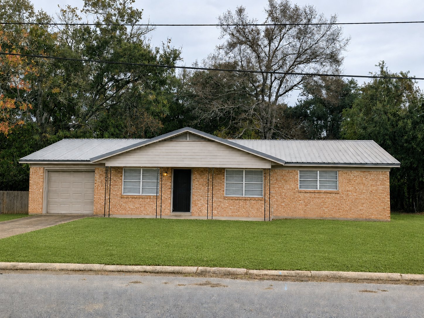 Pascagoula House: 2706 Martin St