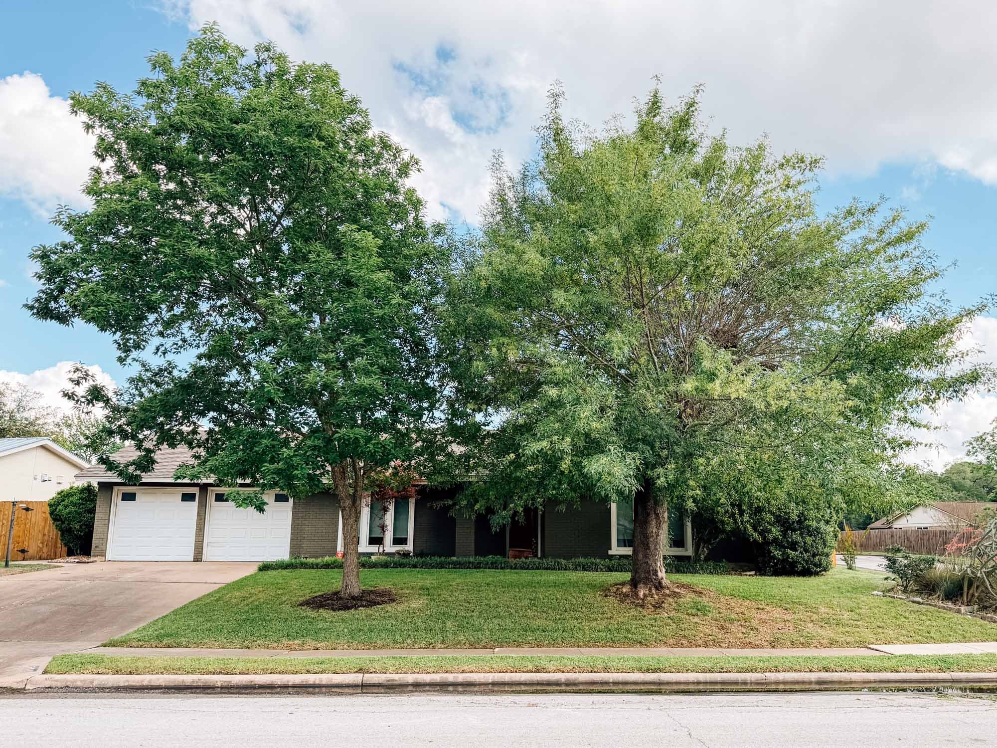 Austin House: 5807 Burnhill Dr