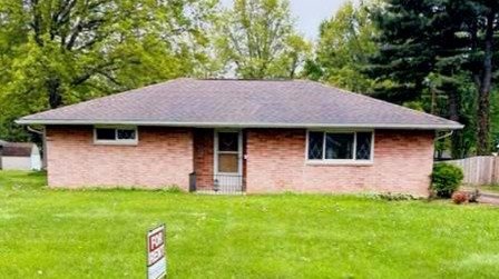 North Ridgeville House: 36161 Aurensen Rd