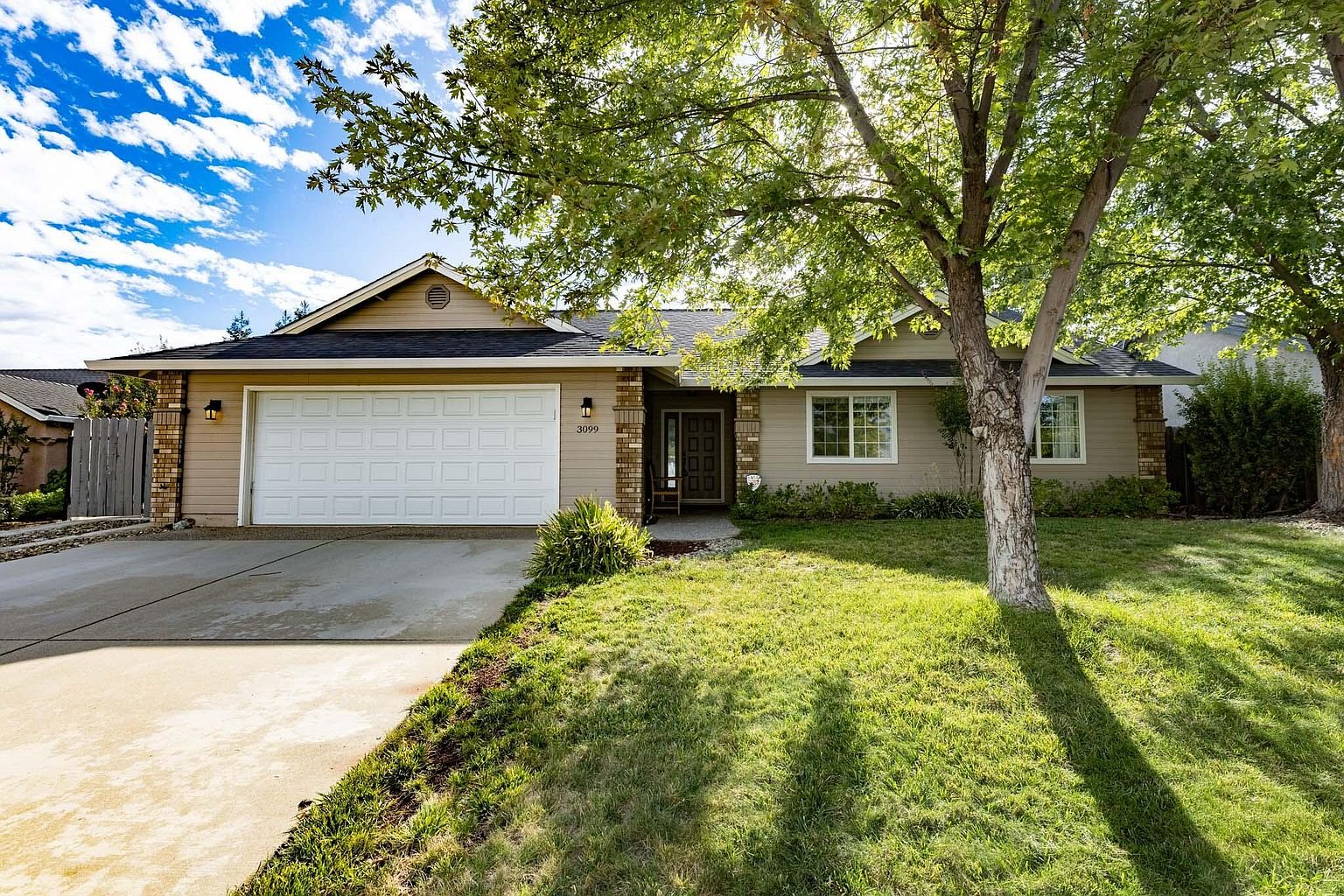 Redding House: 3099 Blue Bell Dr