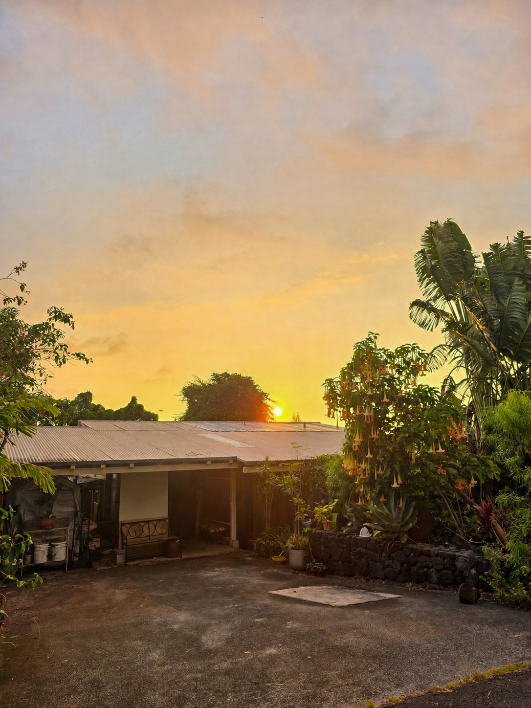 Kailua-Kona House: 77-6502 Leialoha St