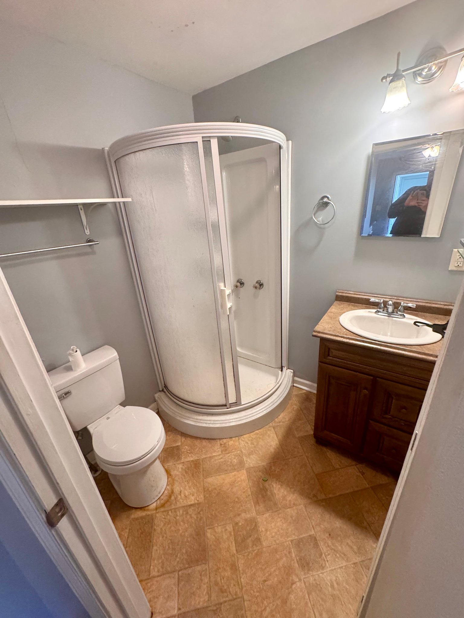 Baden Apartment: 544 State str