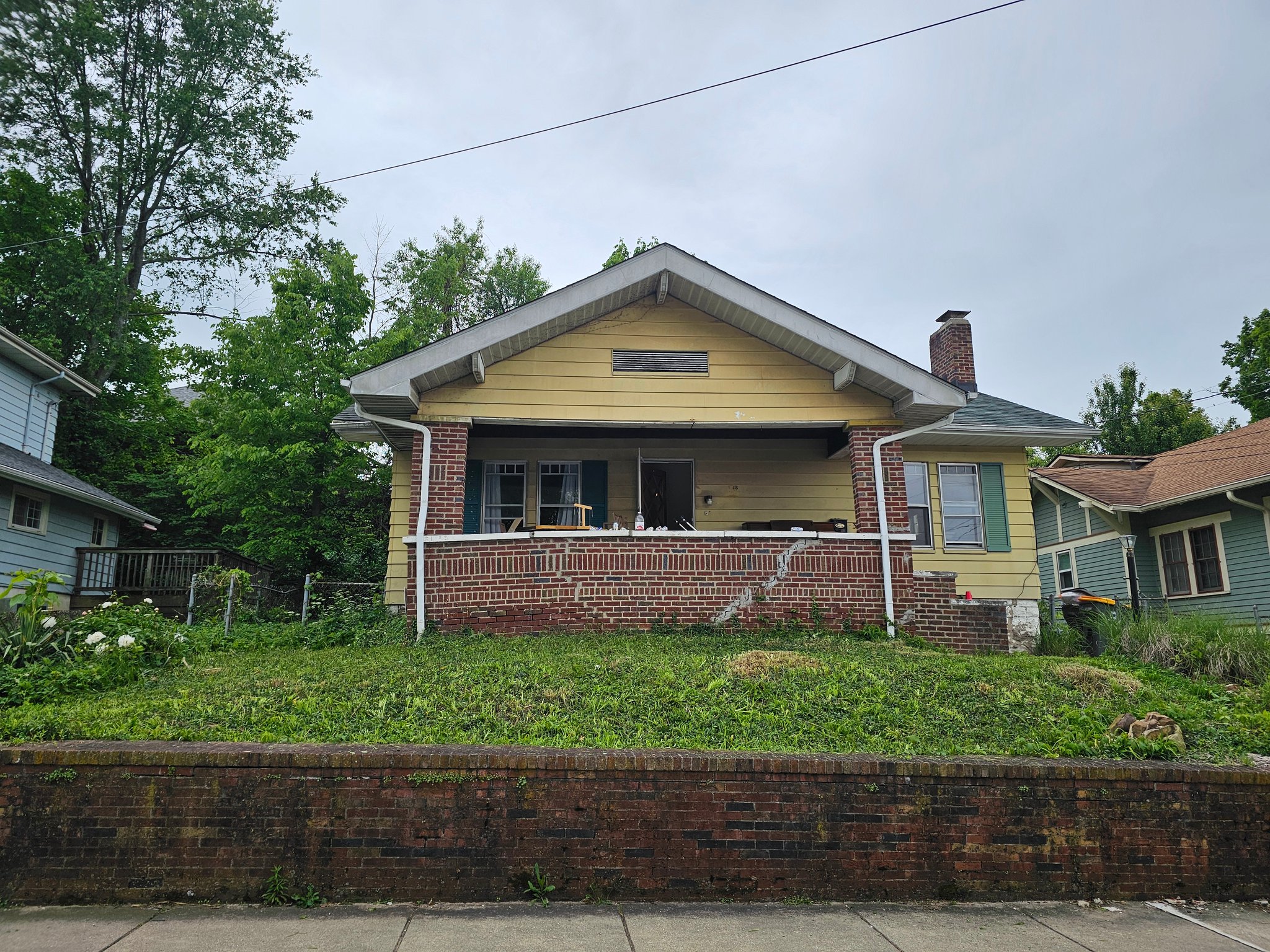 Bloomington House: 318 E Smith Ave