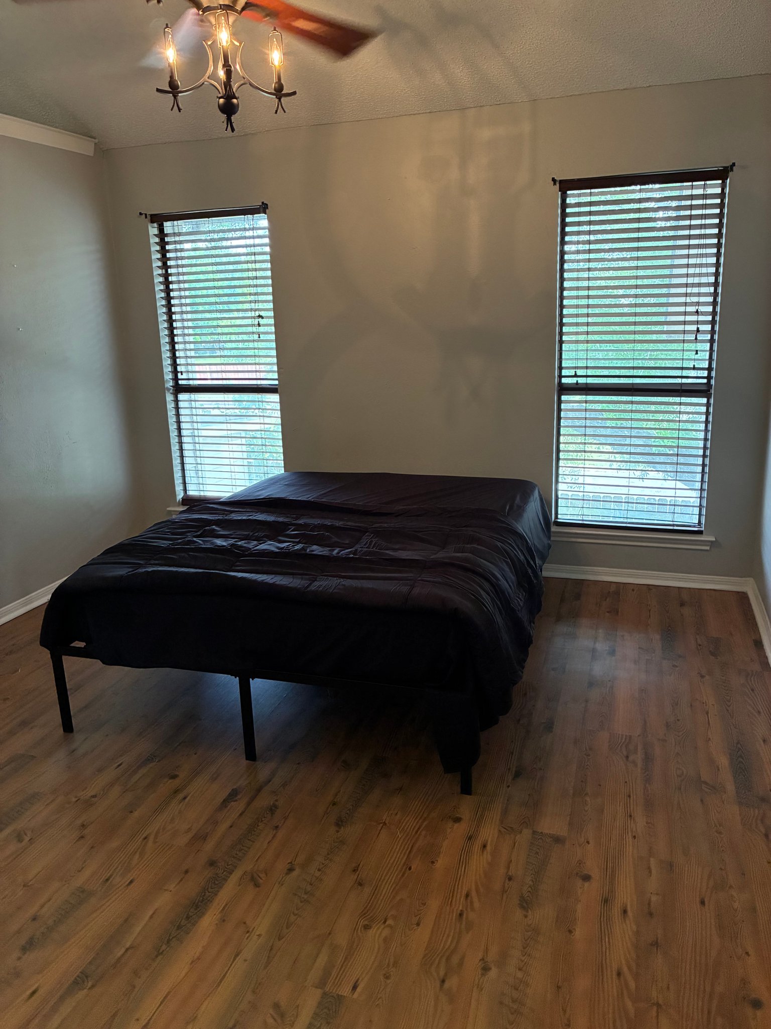Mesquite House: 828 Via Madonna