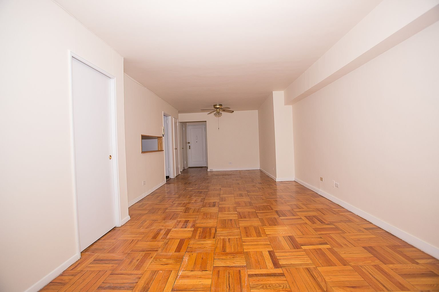 Bronx House: 525 W 235th St APT 2F