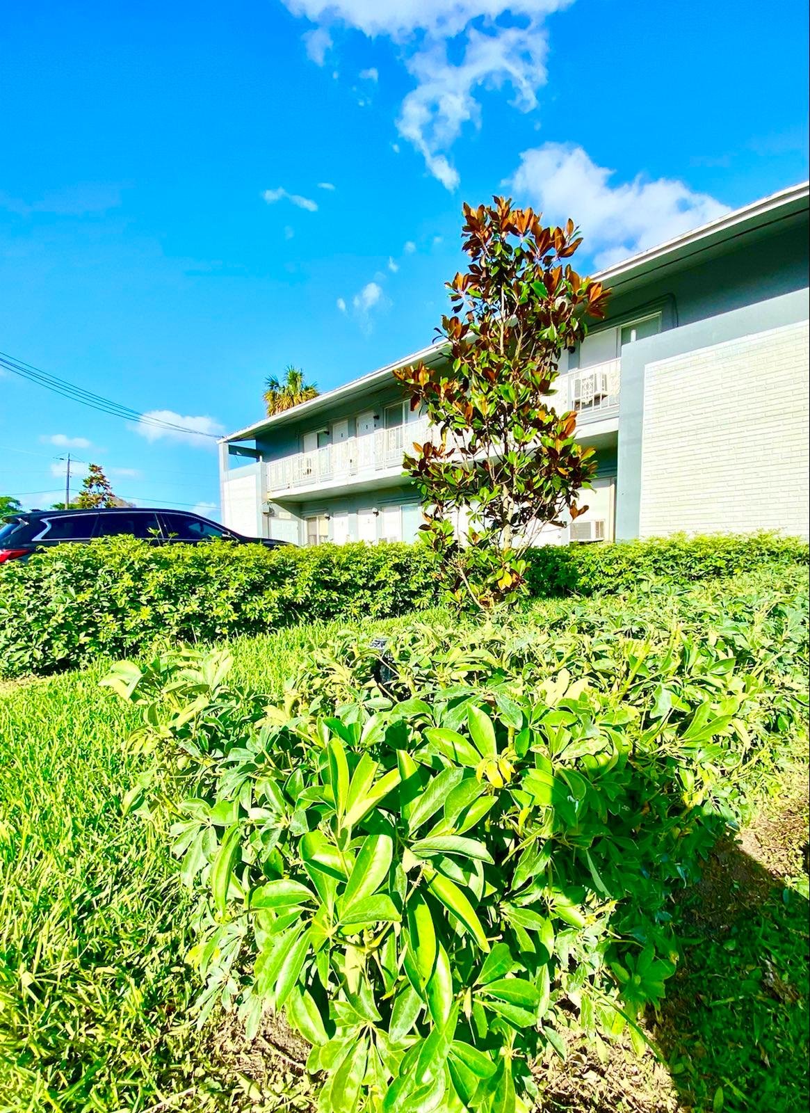 Canal Point Apartment: 37280 Okeechobee Ave