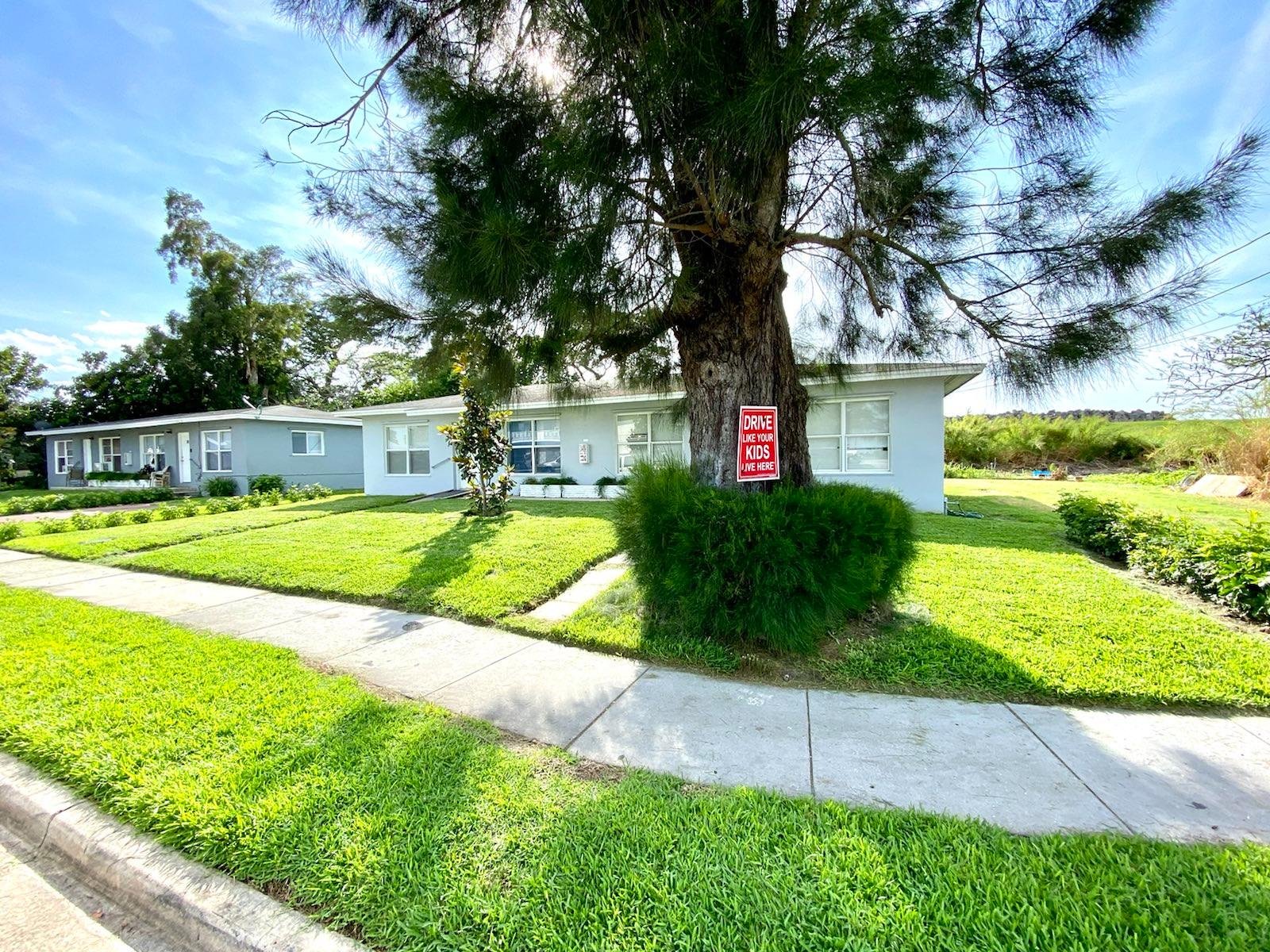Canal Point Apartment: 37280 Okeechobee Ave