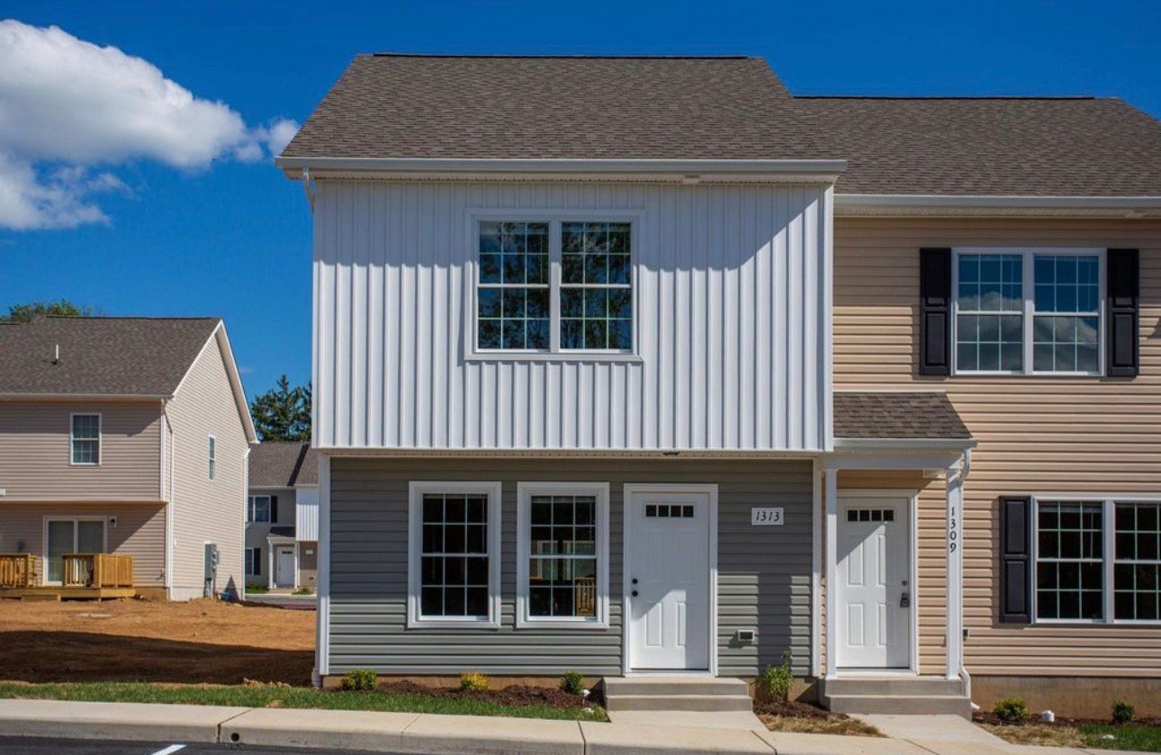 Harrisonburg Townhome: 1313 Owen Ln