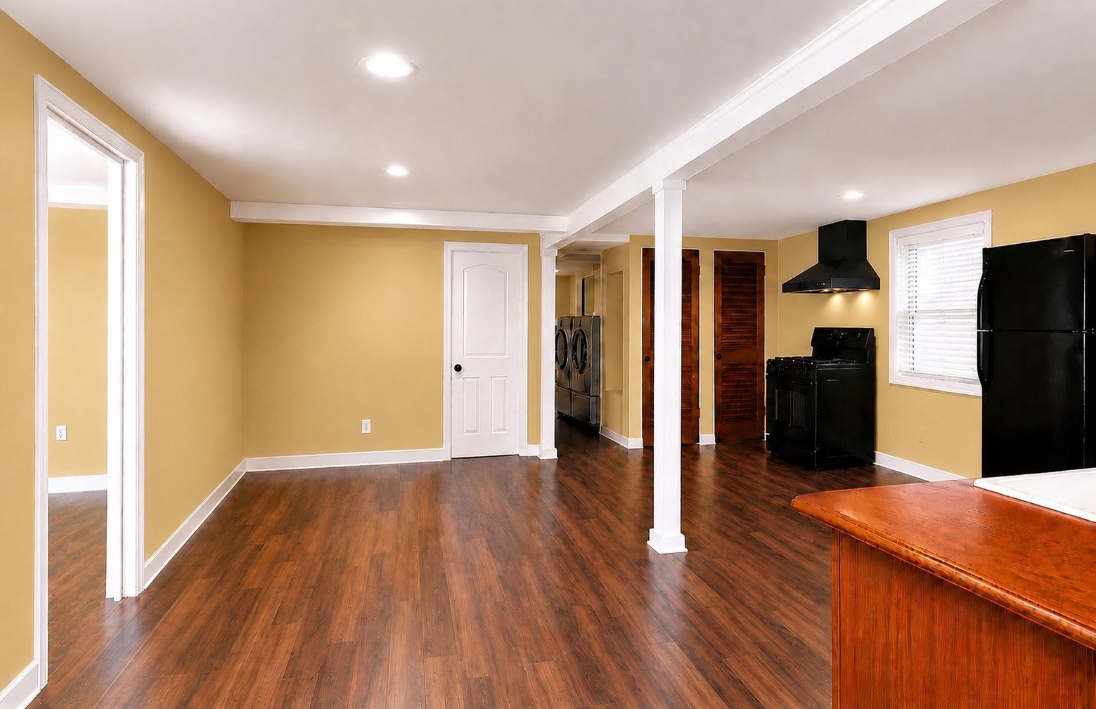New Orleans Multiplex: 724 Evelina St