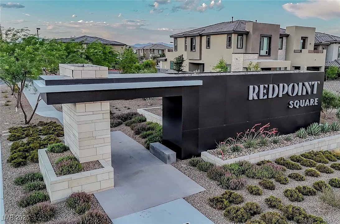 Las Vegas Townhome: 541 Tokopah Falls St