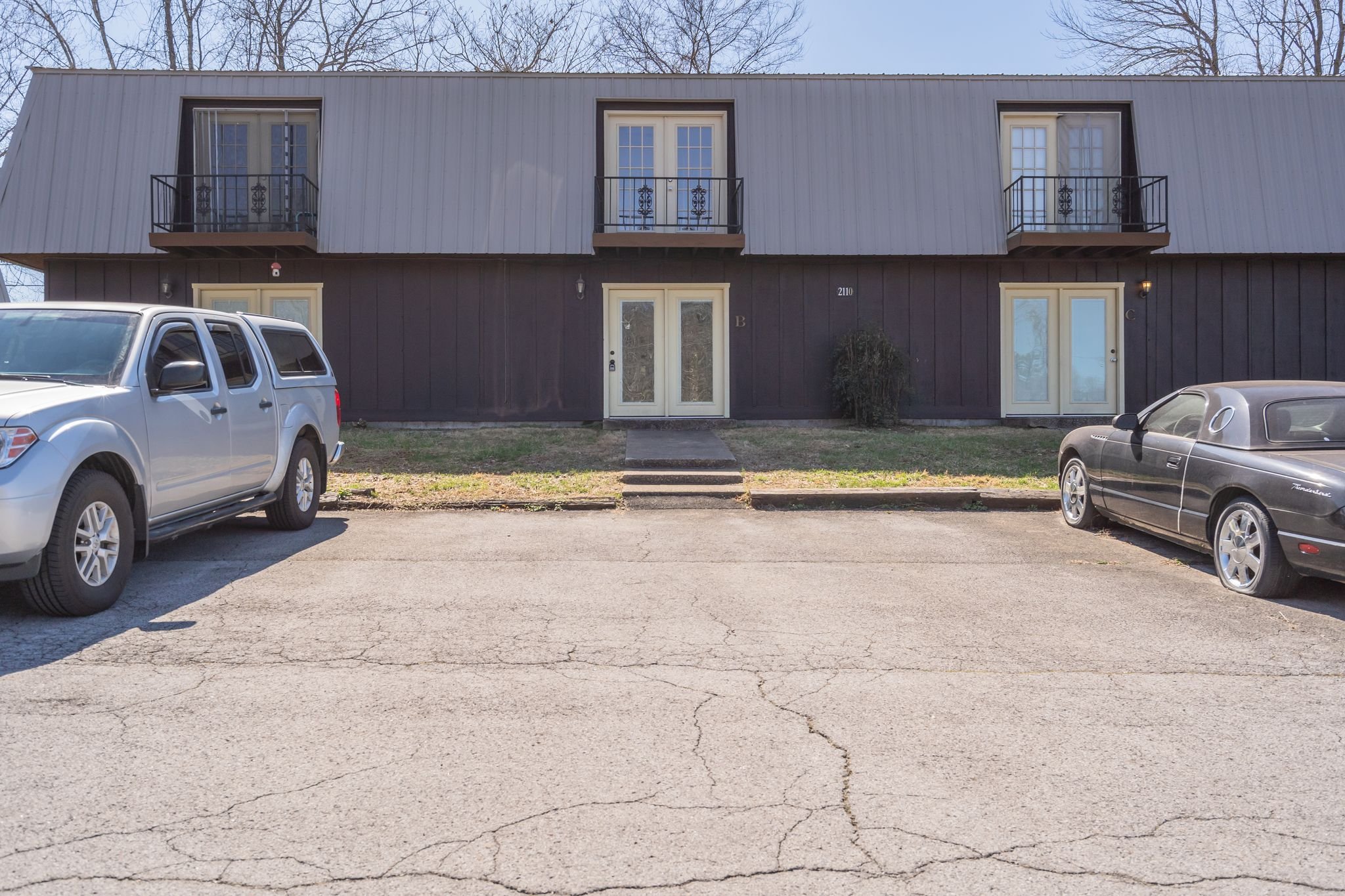 Clarksville Townhome: 2110 Ashland City Rd