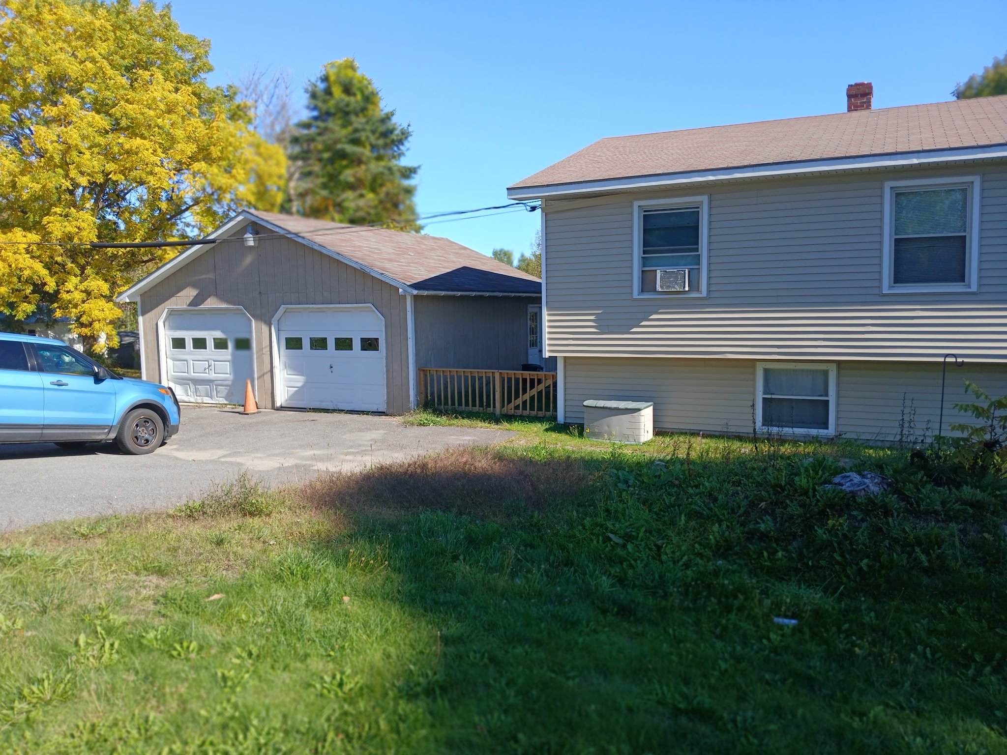 Belgrade House: 187 Oakland Rd