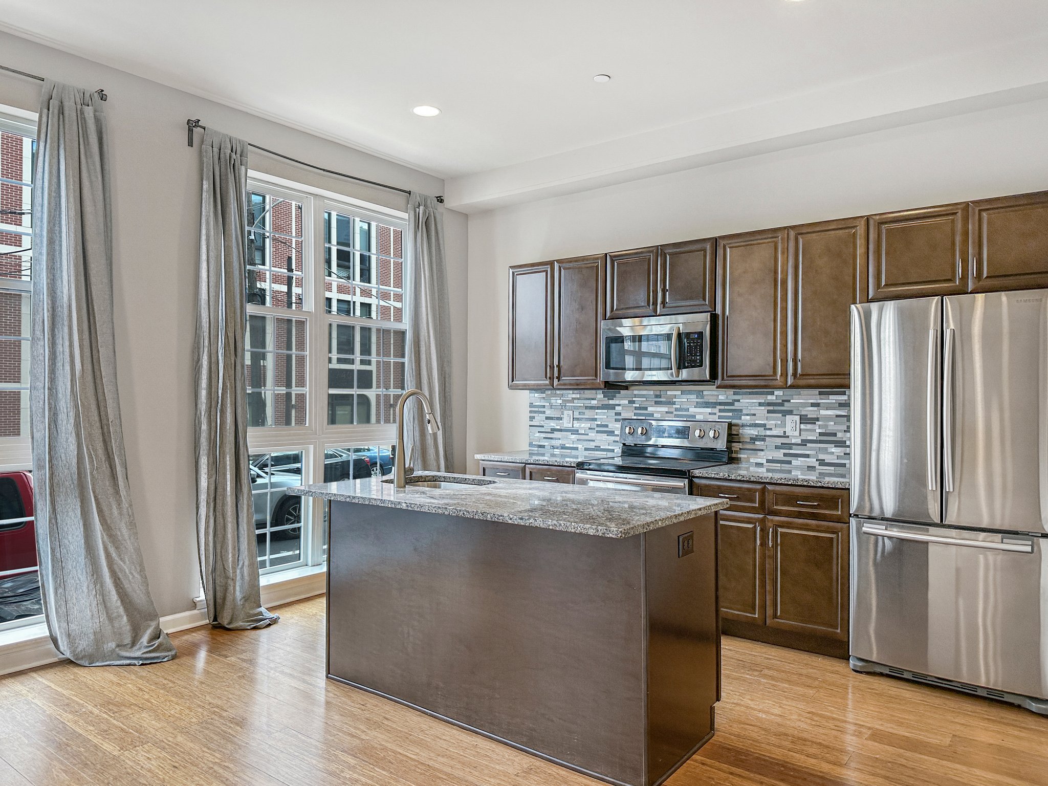 Philadelphia Apartment: 2418 Frankford Ave