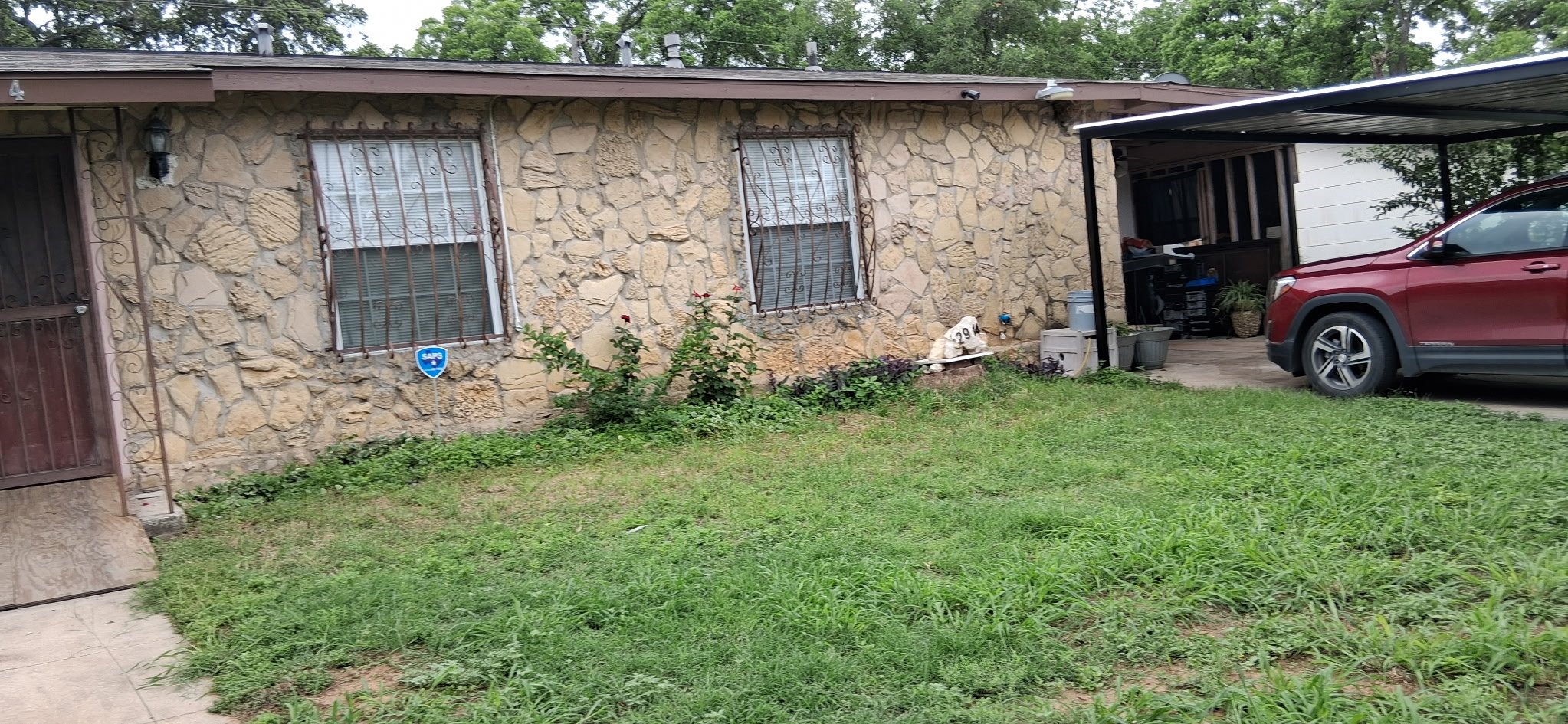 San Antonio House: 2914 Jasper St