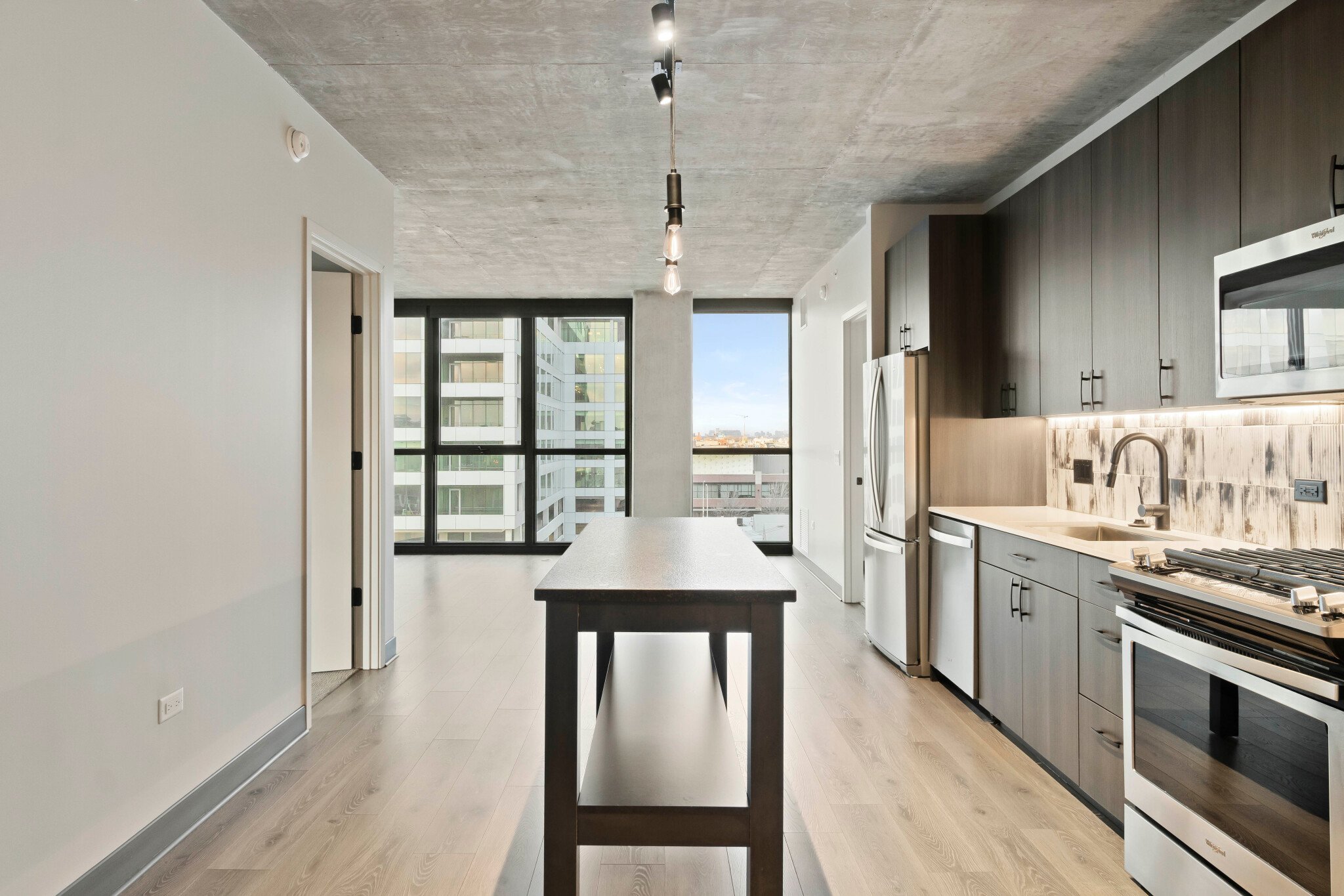 Chicago Condo: 188 N Ada St