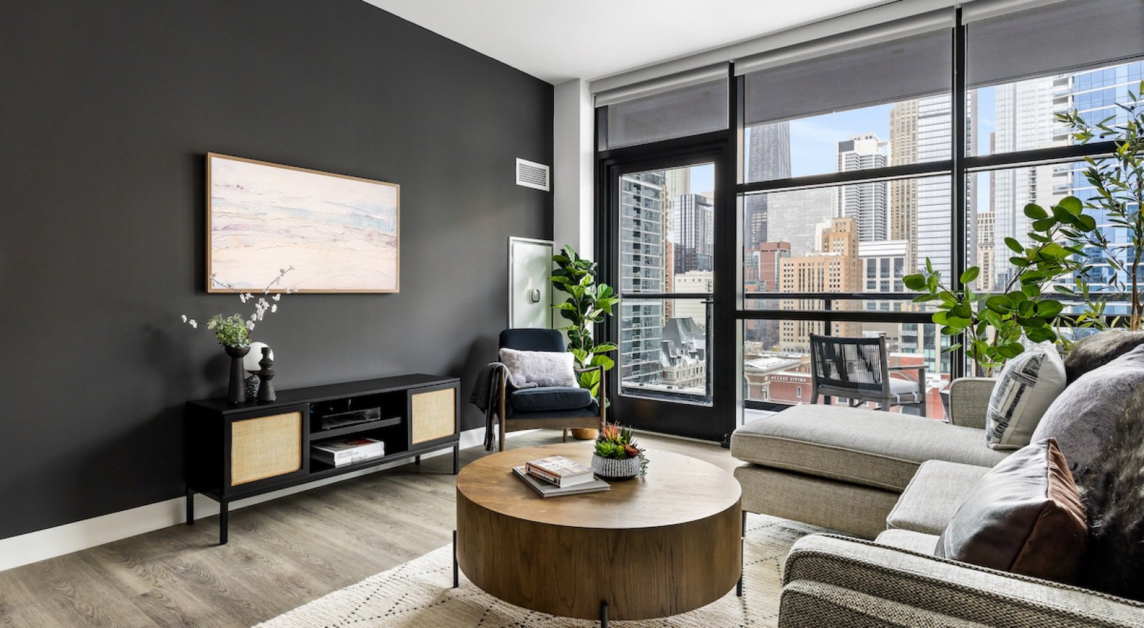 Chicago Condo: 749 N Wells St