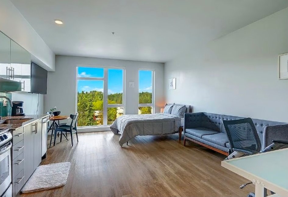 Bellevue Condo: 1085 103rd Avenue Northeast