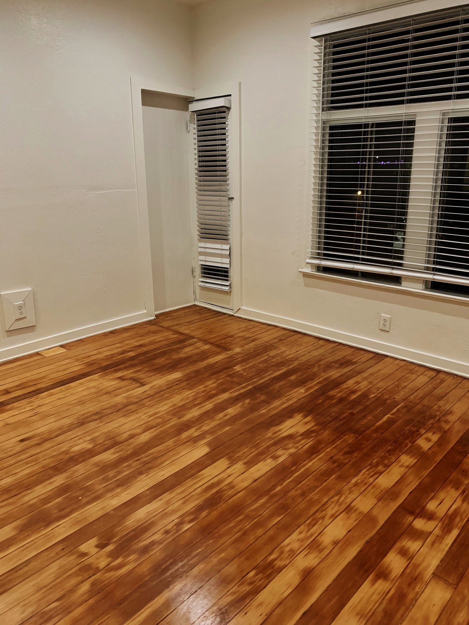 WEST HOLLYWOOD Apartment: 1114 POINSETTIA DR