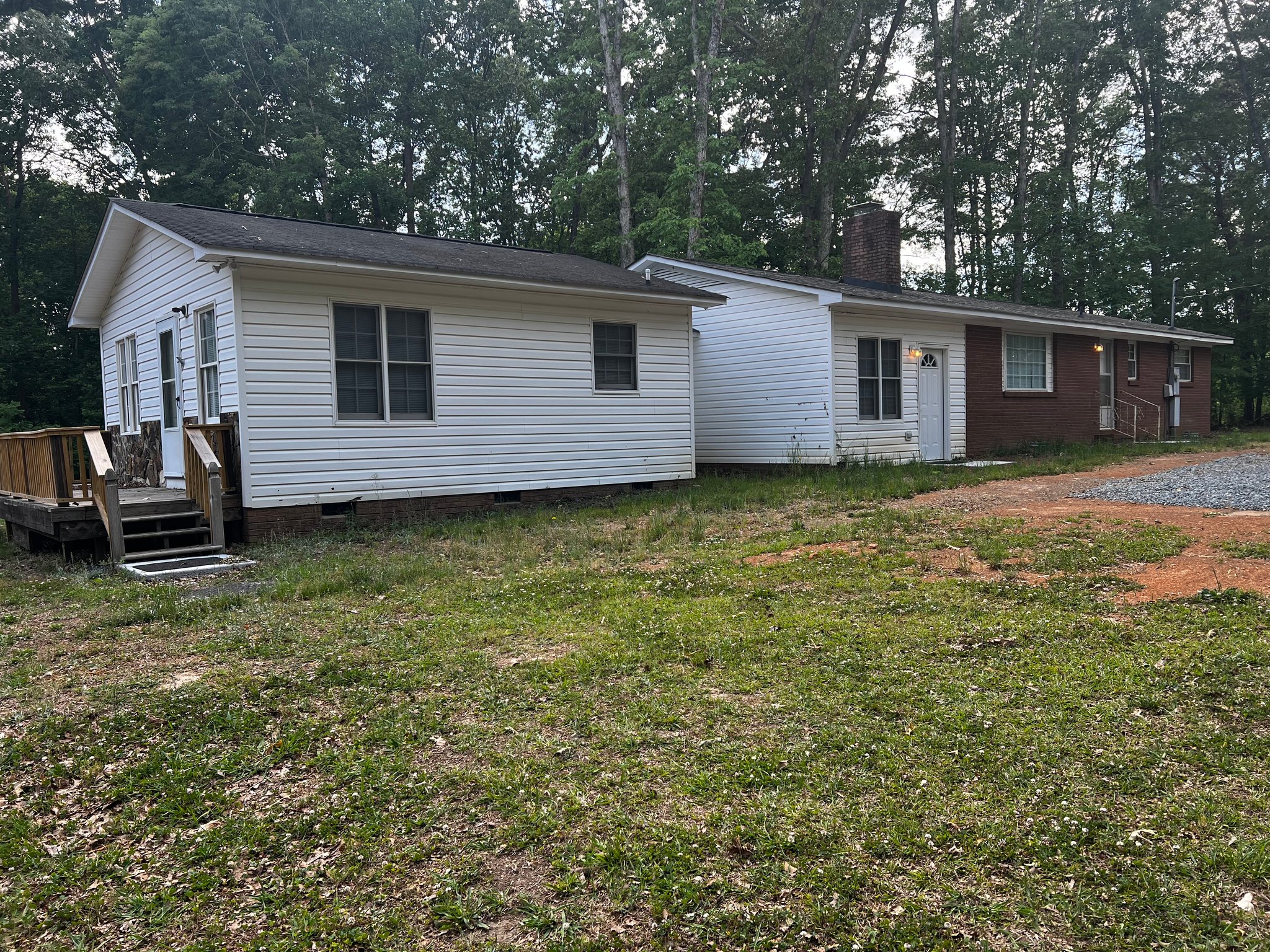 Stanfield House: 12848 Farm Pond Ln.