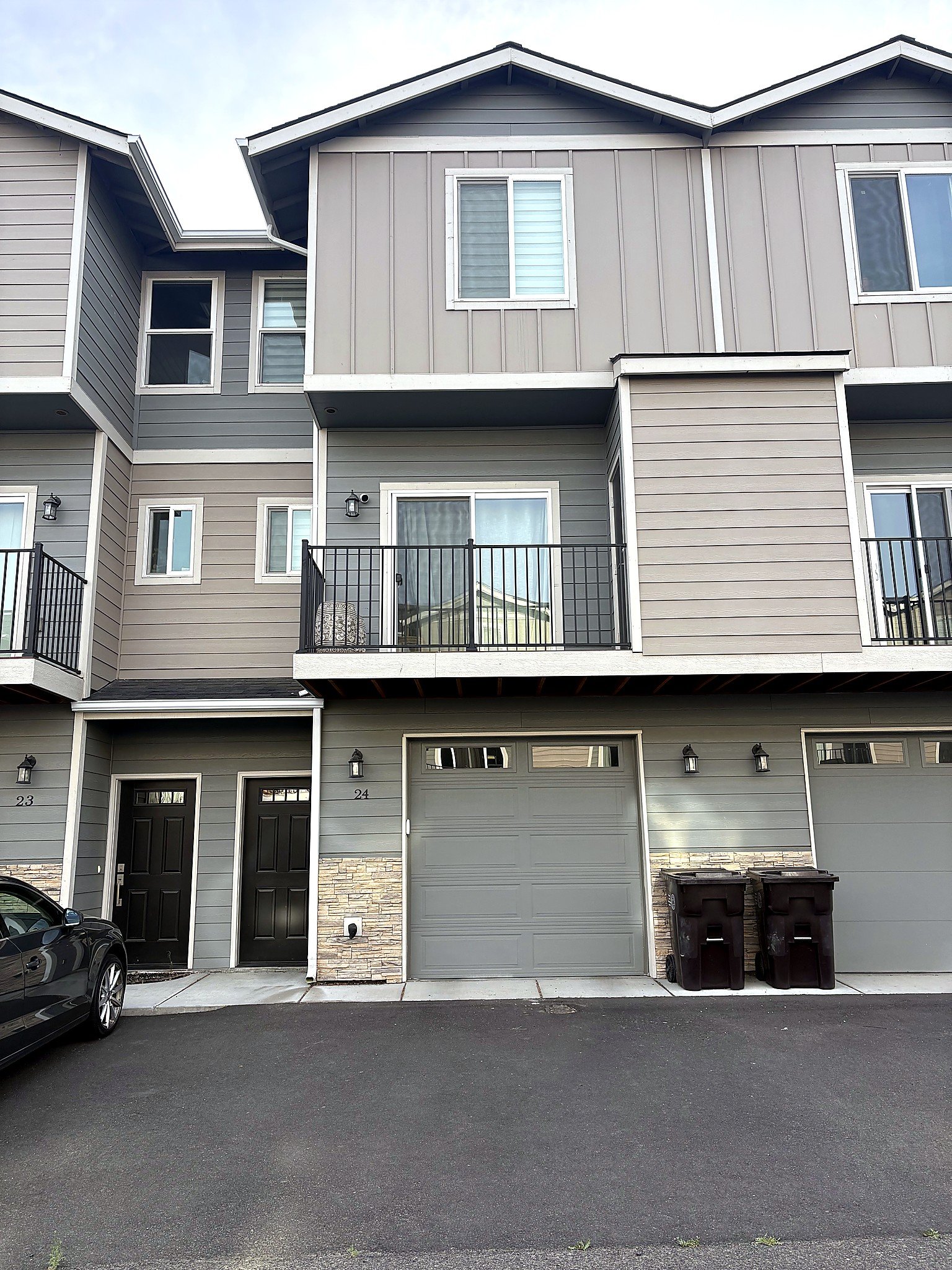 Yakima Townhome: 2600 Racquet Ln
