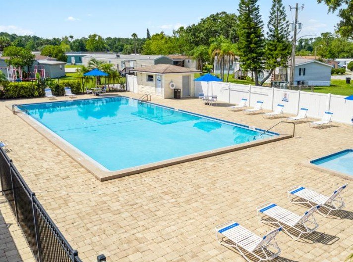Kissimmee Multiplex: 4770 Naranja Way