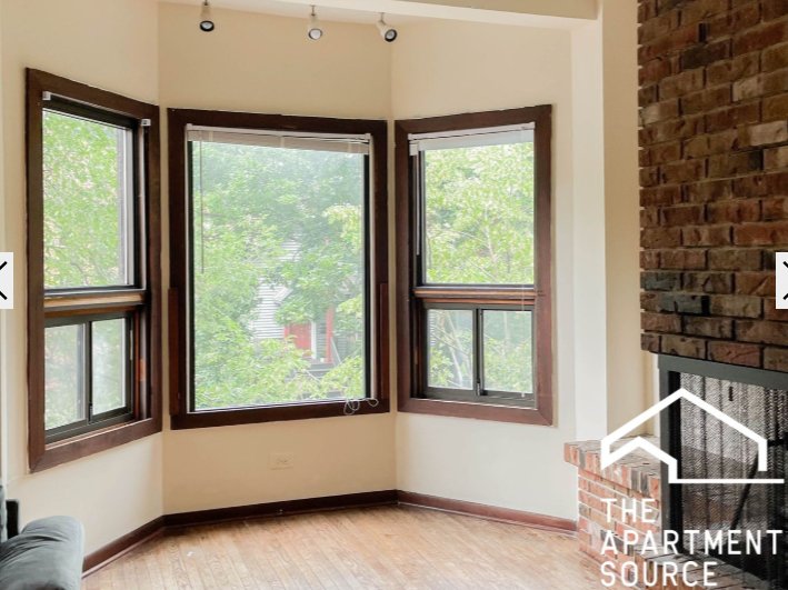 Chicago Condo: 881 West Lill Ave