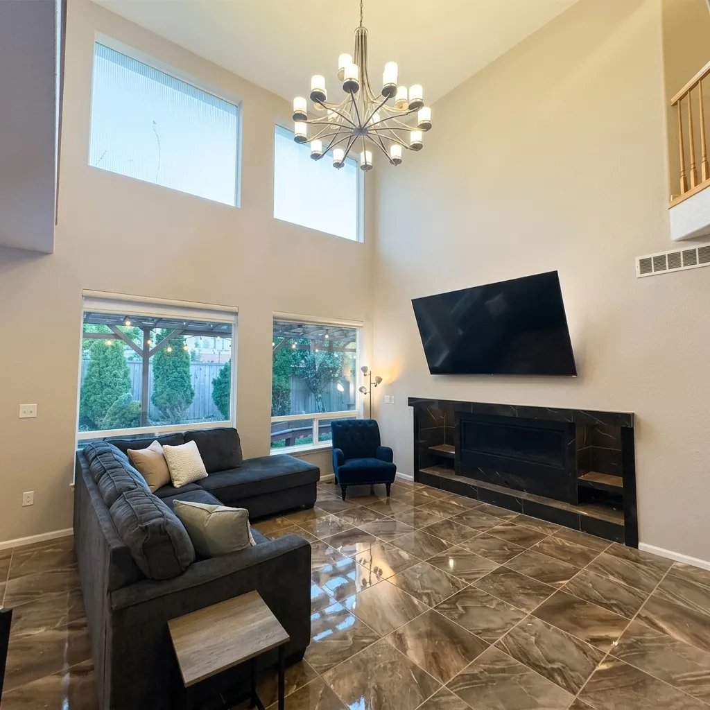 Thornton House: 1202 E 100th Pl