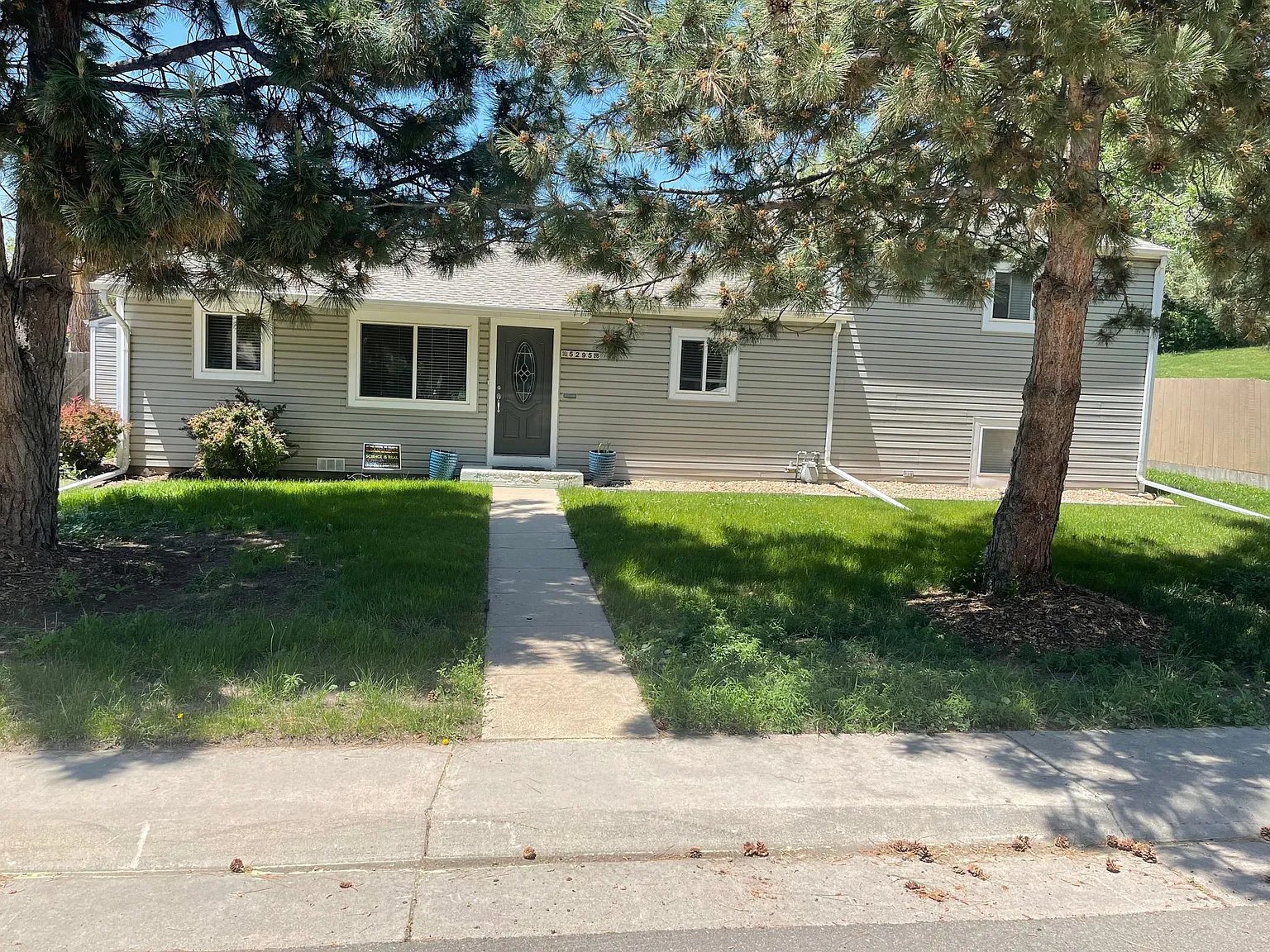 Arvada House: 5295 Dudley St