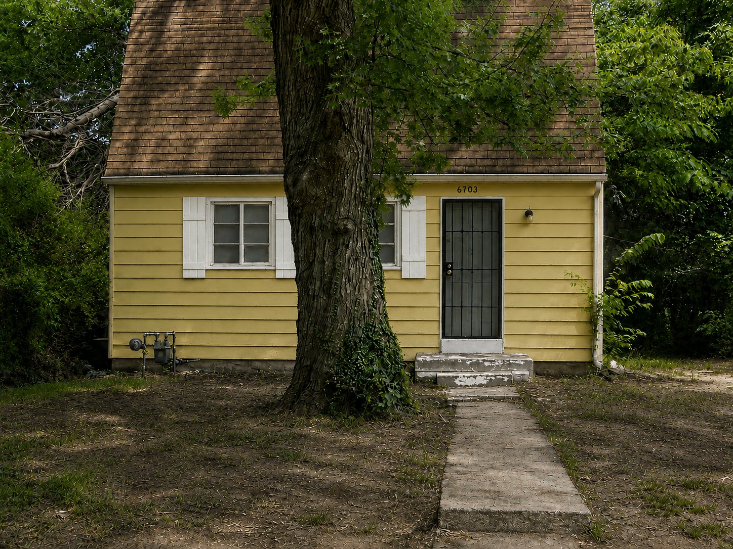 Kansas City House: 6703 Walrond Ave
