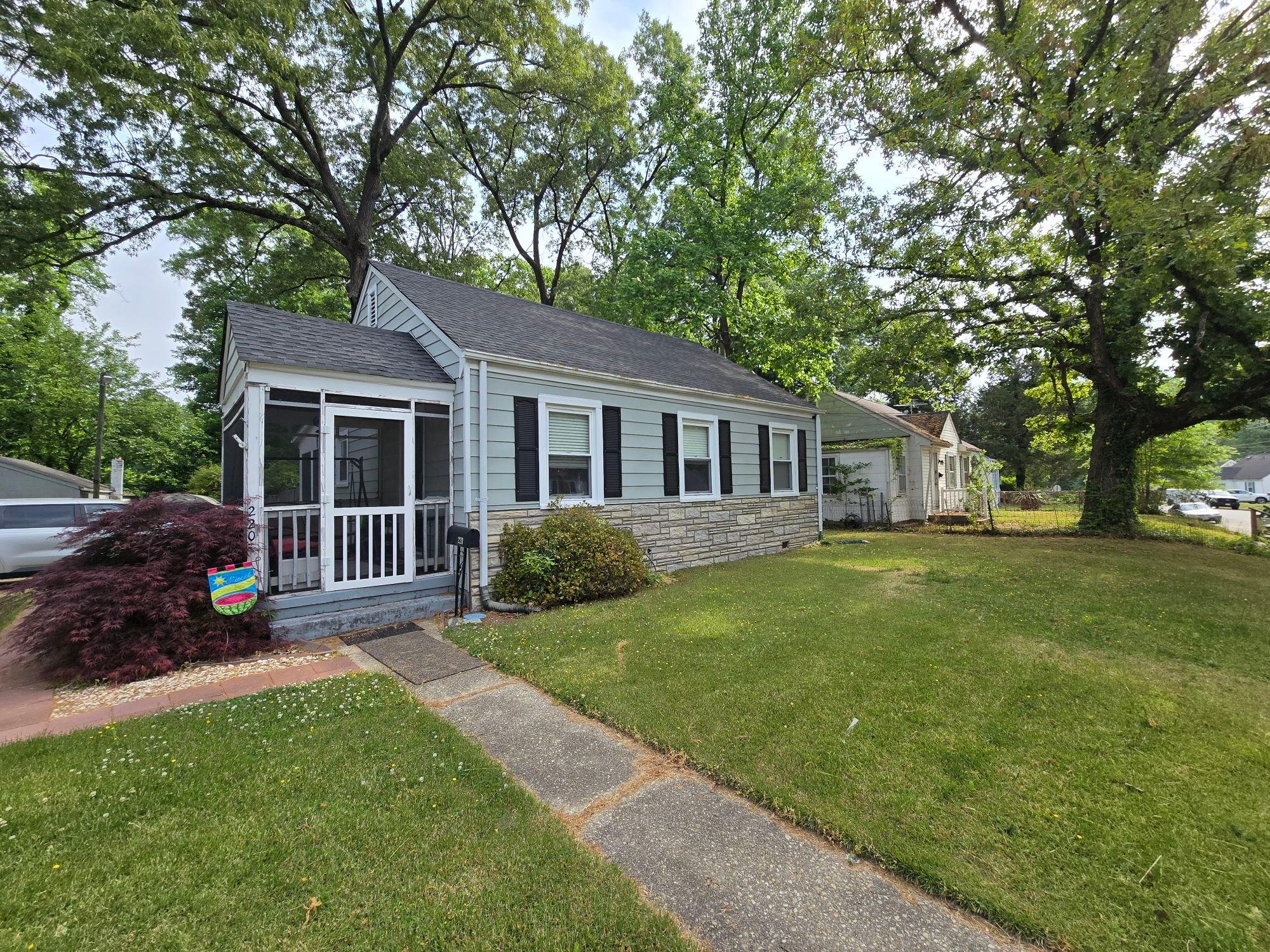 Sandstone House: 220 Defense Ave