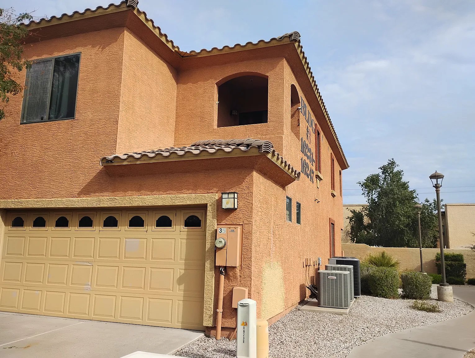 Phoenix Townhome: 16231 N 30th Ter