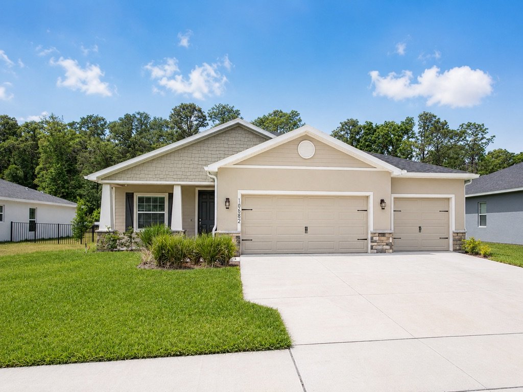 Ocala House: 10682 SW 76th Ct