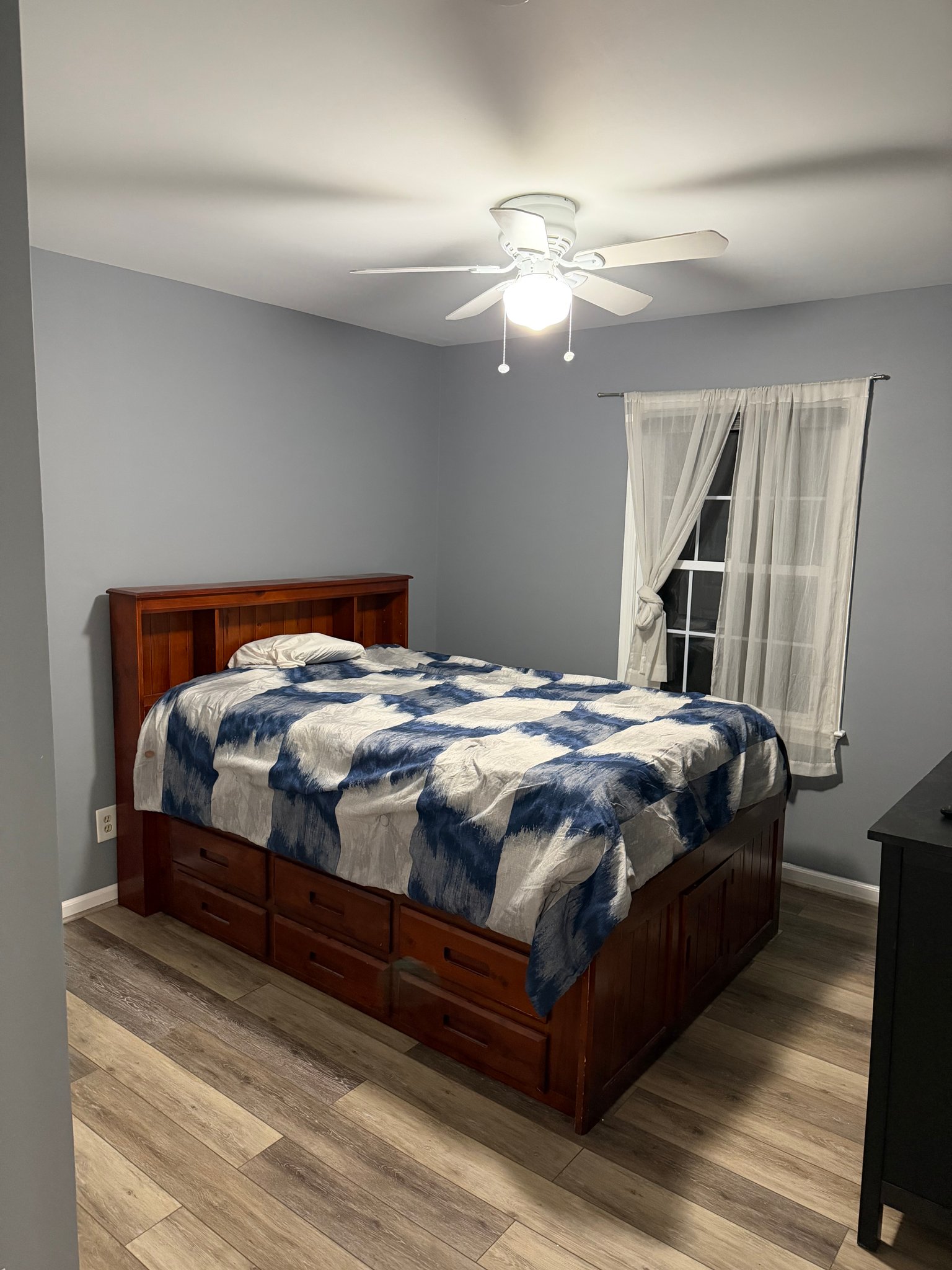 Pomfret House: 8325 ABC Farm Place