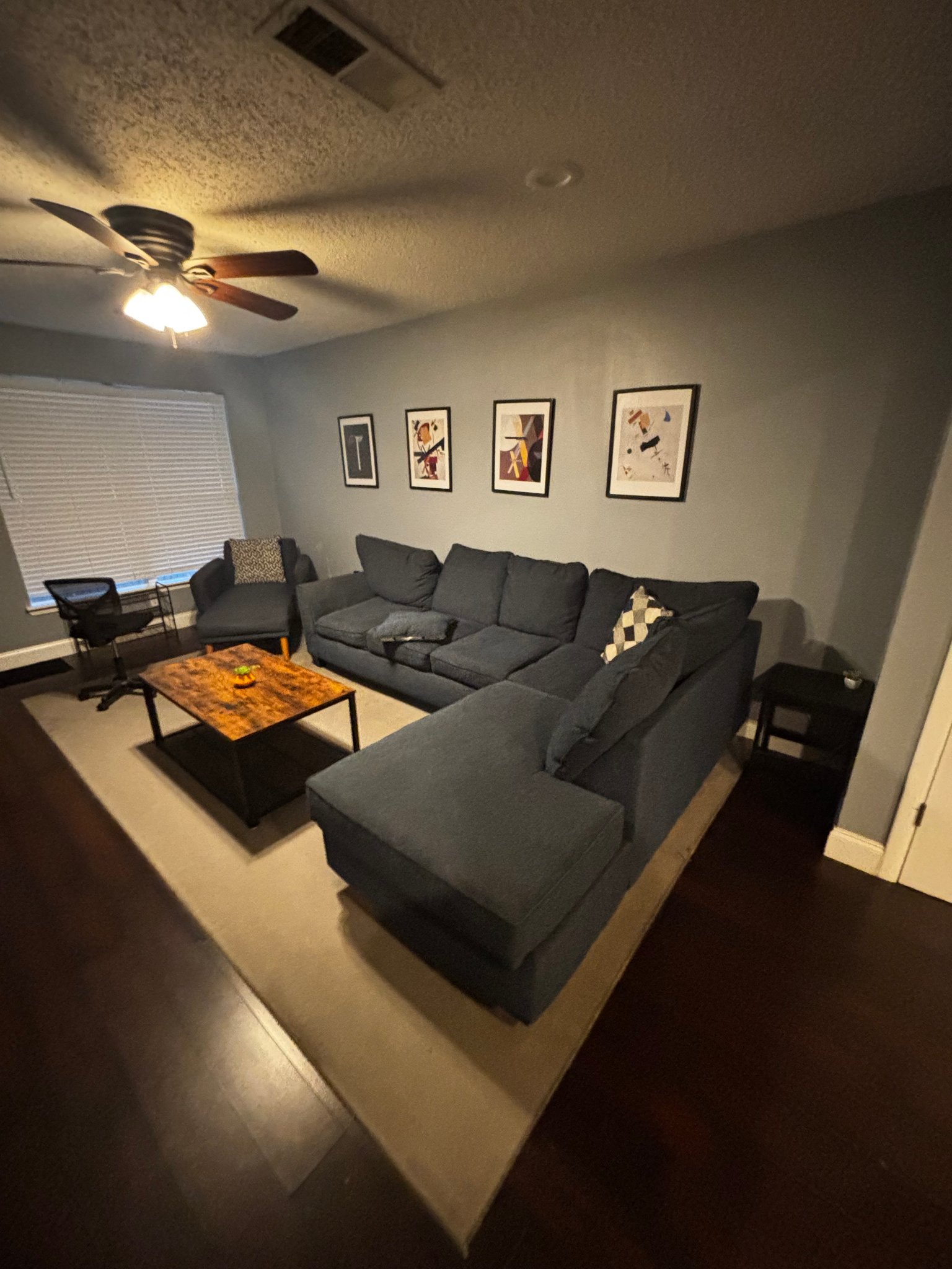 Fort Worth House: 6313 Greenlee St