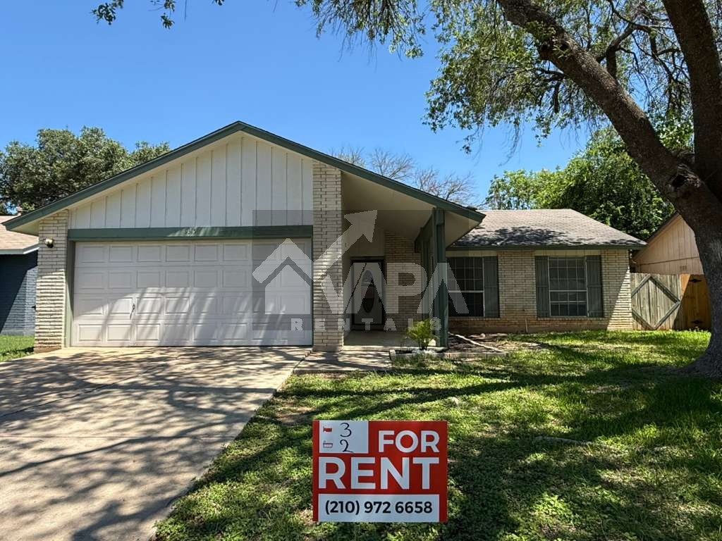 San Antonio House: 9315 Cliff Way St