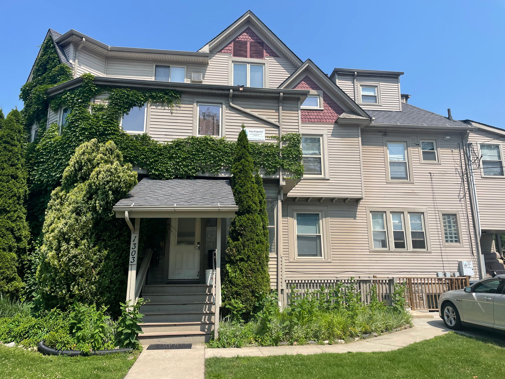 Ann Arbor Apartment: 1303 Wilmot