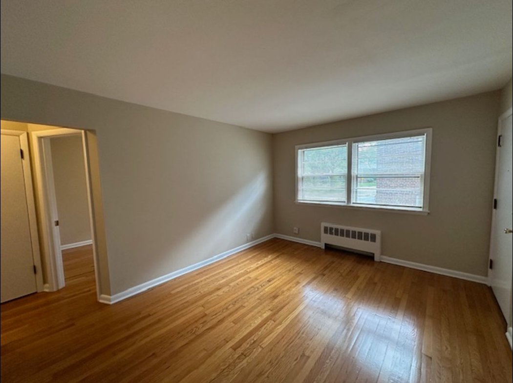 Milwaukee Apartment: 3829 N Humboldt Ave