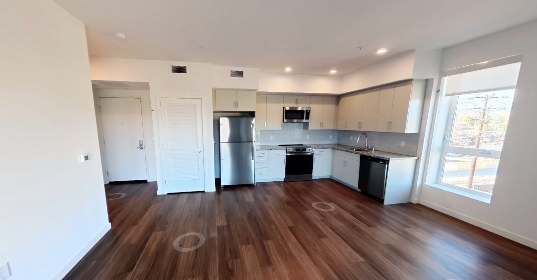 Los Angeles Apartment: 18900 Parthenia Street