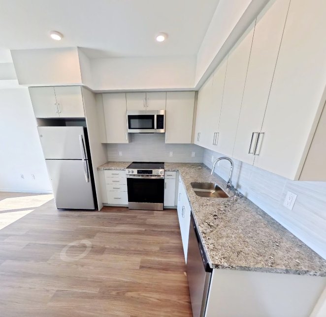 Los Angeles Apartment: 18900 Parthenia Street
