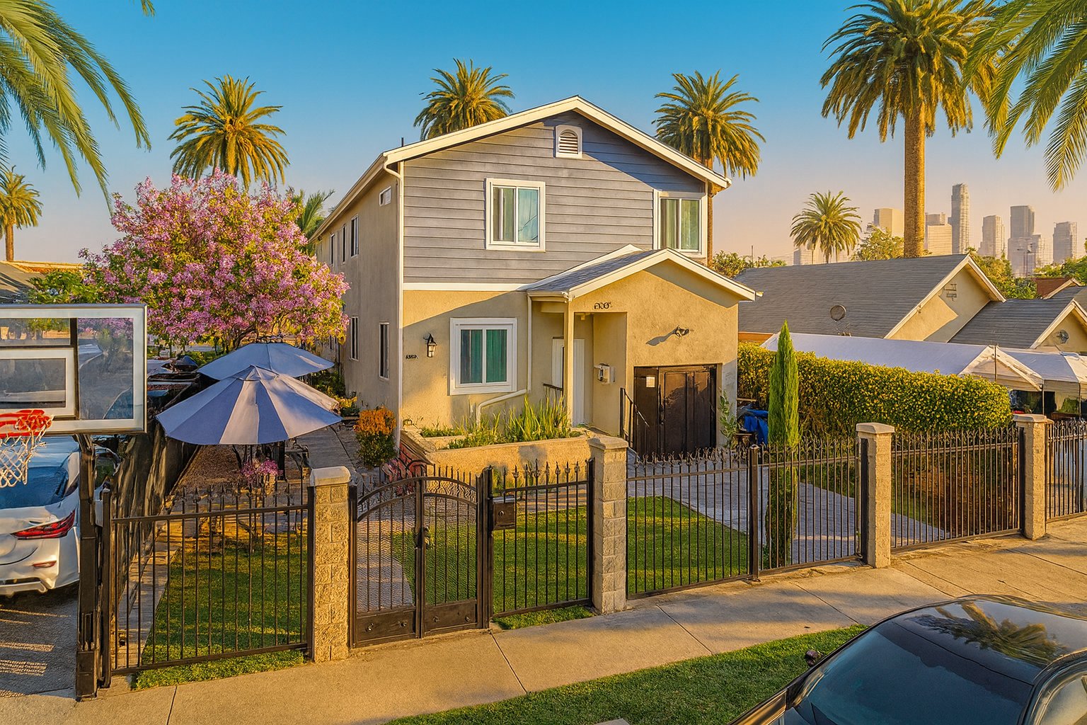 Los Angeles Single Room: 1449 E 25th street