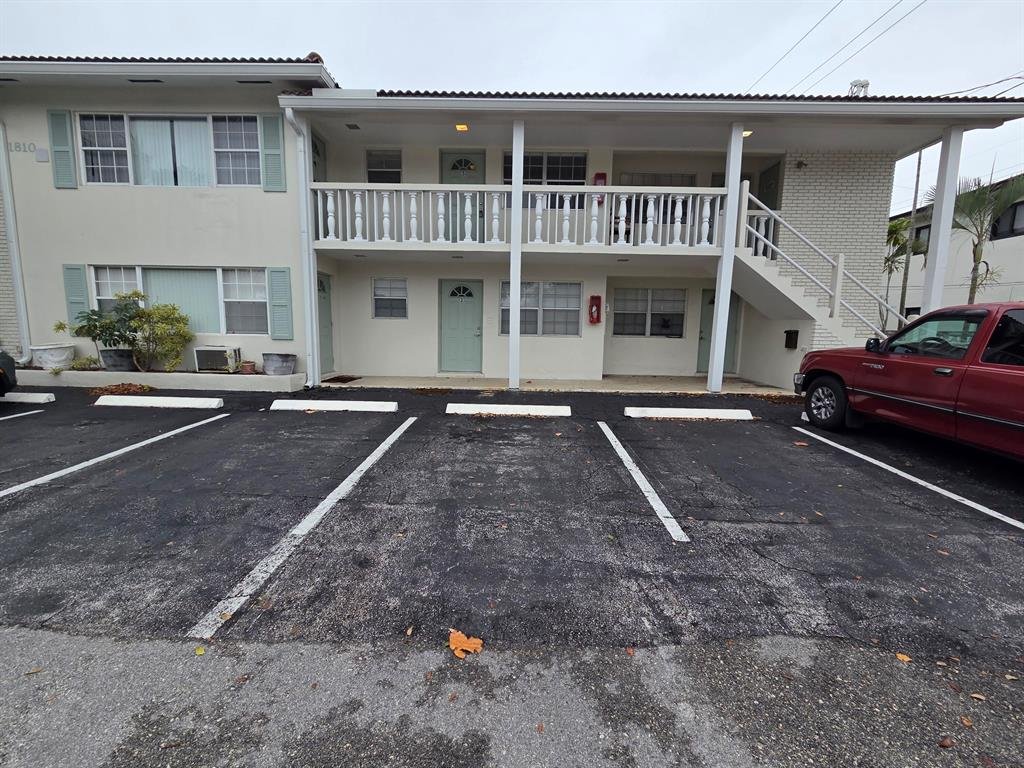 Fort Lauderdale Apartment: 1810 NE 56th St