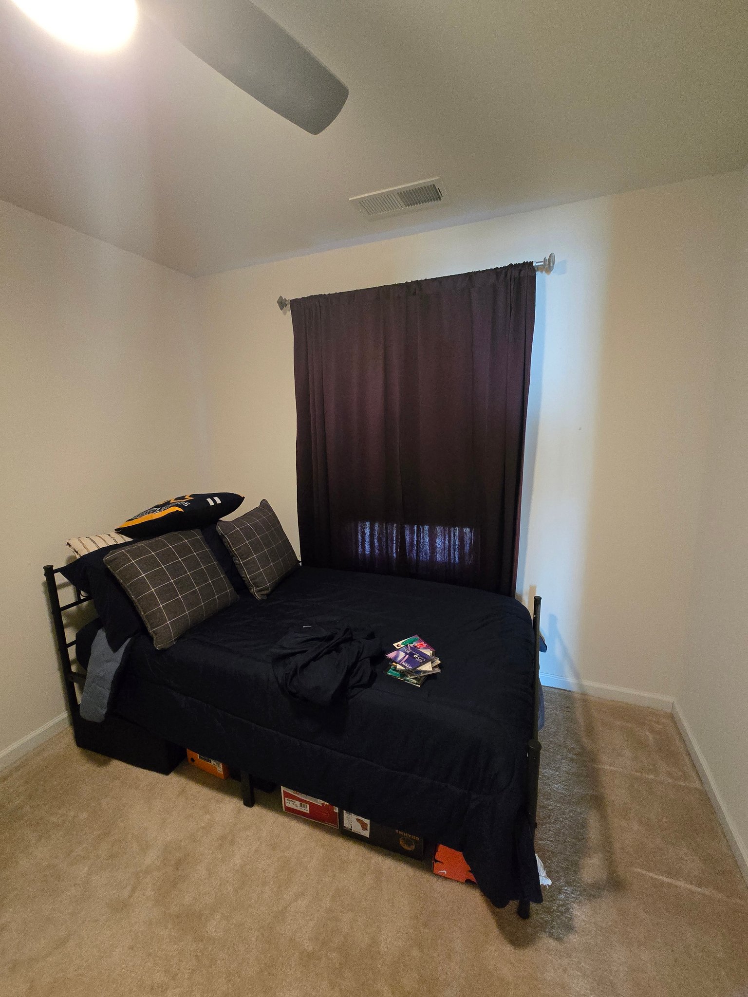 Falling Waters Townhome: 198 Norwood Dr