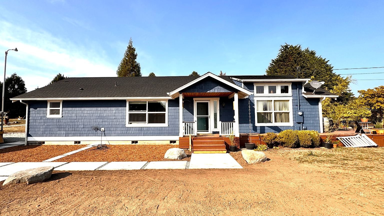 Anacortes House: 5469 S Shore Dr