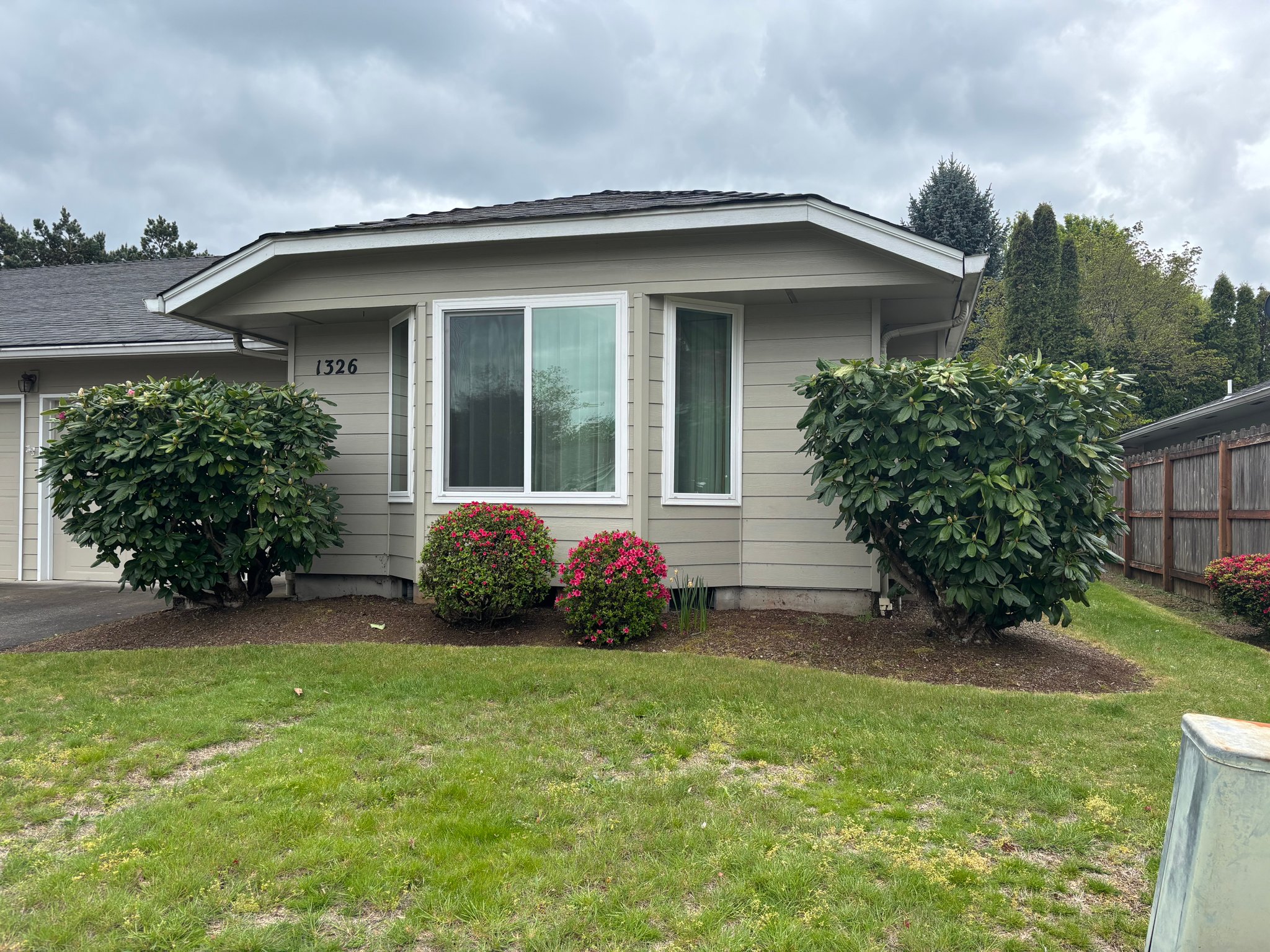 Salem Townhome: 1326 Boone Rd South