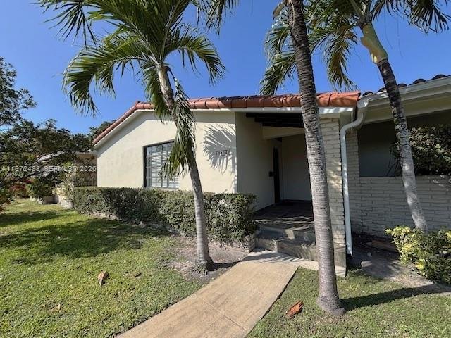 Coral Gables House: 3400 S Le Jeune Rd